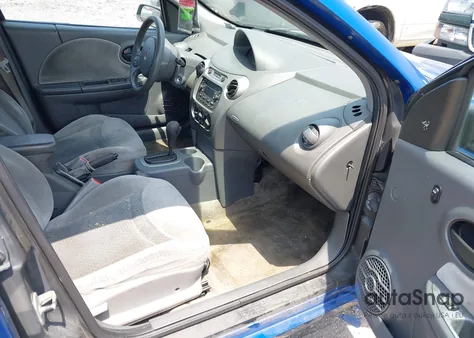 2004 Saturn Ion 3 z USA, uszkodzony, nr VIN 1G8AL52F64Z115367